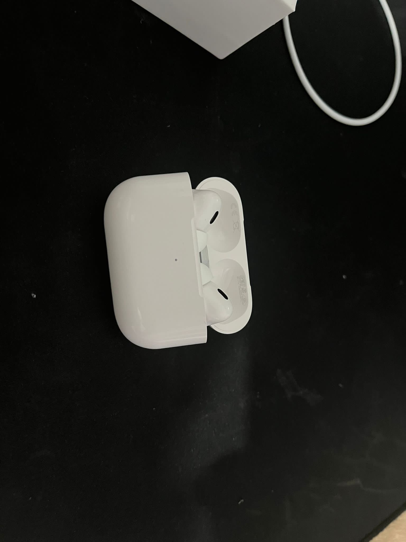 Airpods pro 2 ultima generatie