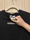 tricou adidas cu imprimeu pe spate marimea S