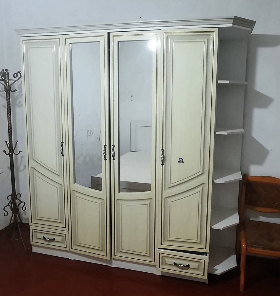 Продается спальная мебель
