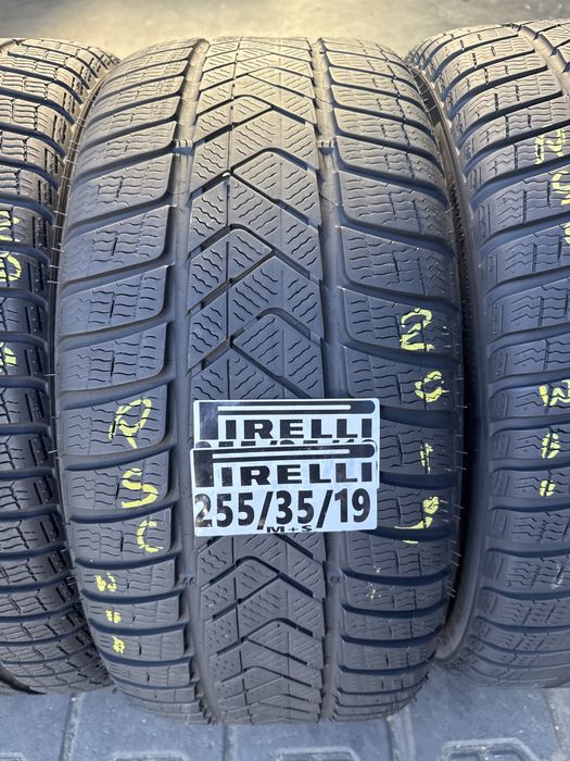 255/35/19 - 225/40/19 Pirelli M+S RSC