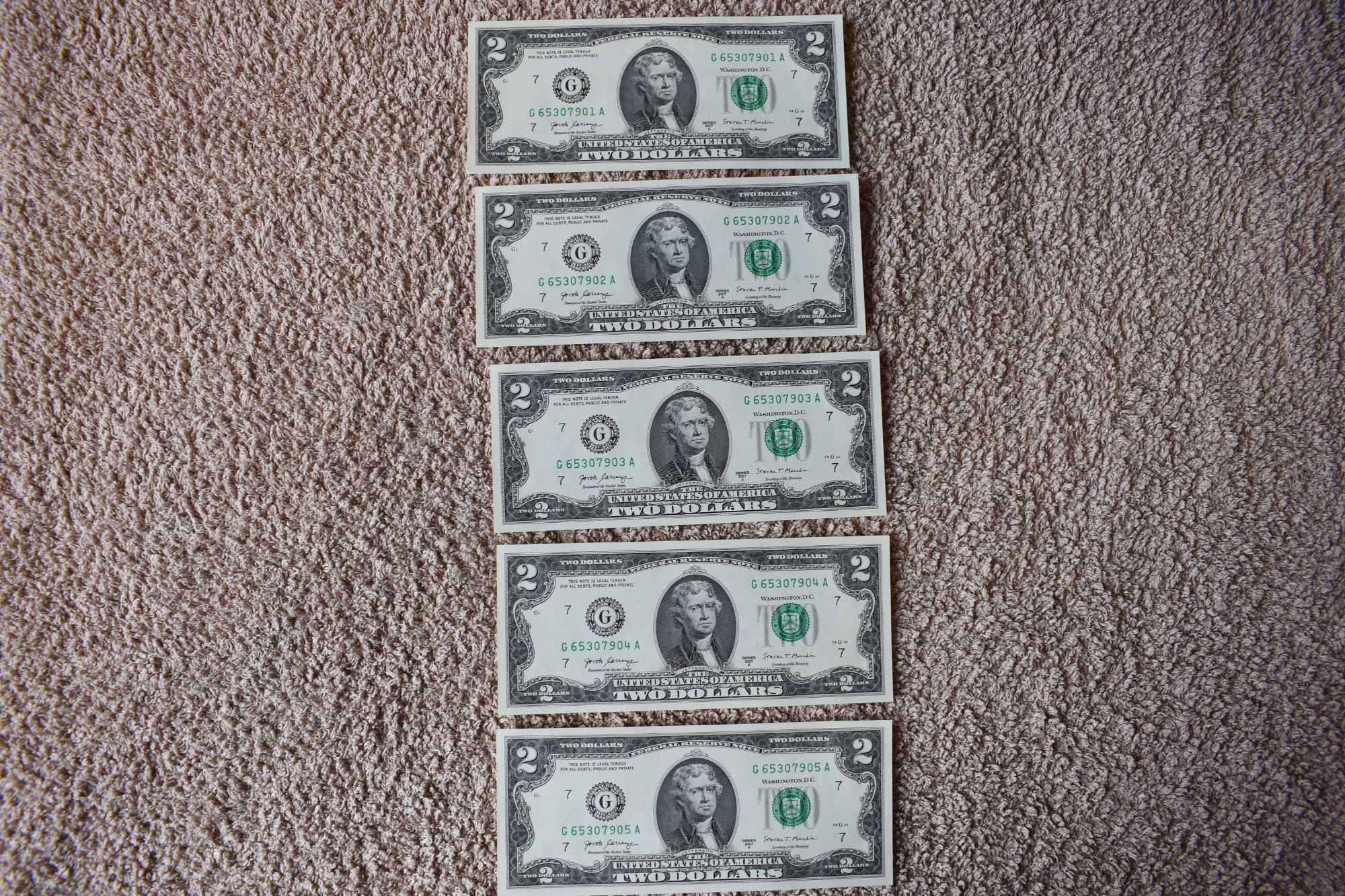 Банкноти от два долара