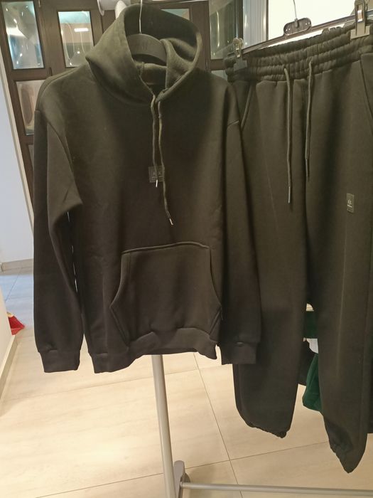 Trening Armani pentru barbati