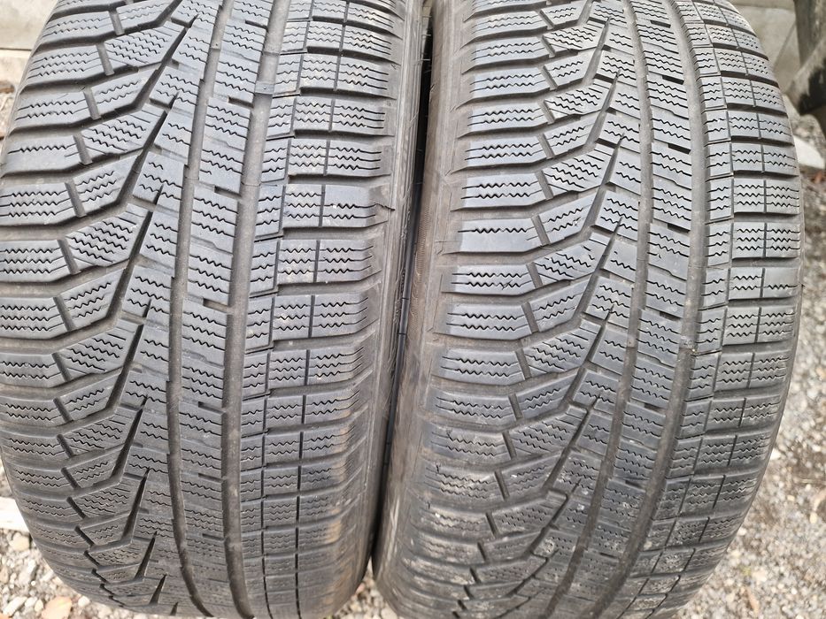 Anvelope 225/50R17 marca Hankook, DOT 2022, 7 mm,M+S