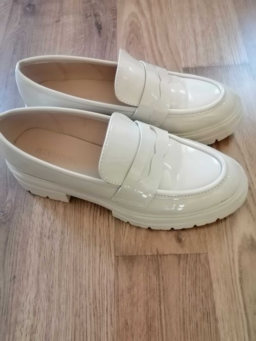 Дамски обувки Лоуфъри