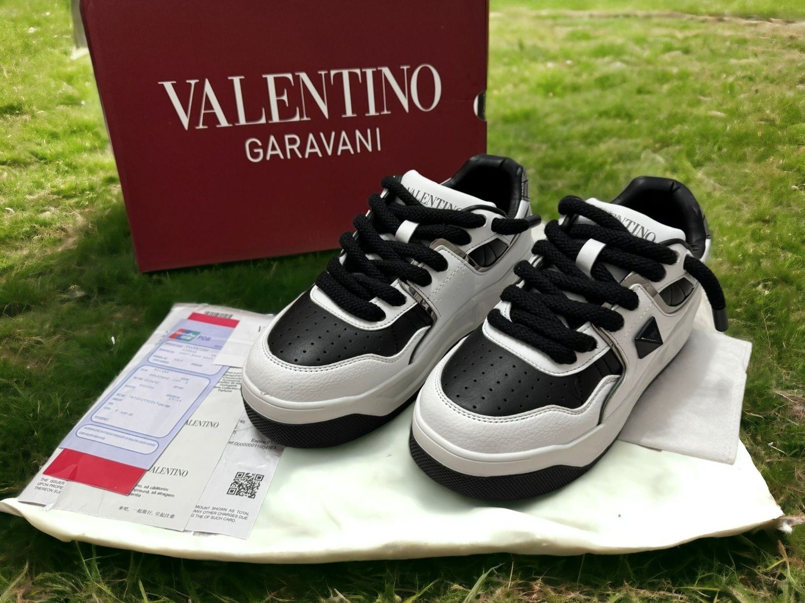 Adidași Valentino Garavani Full Box Premium