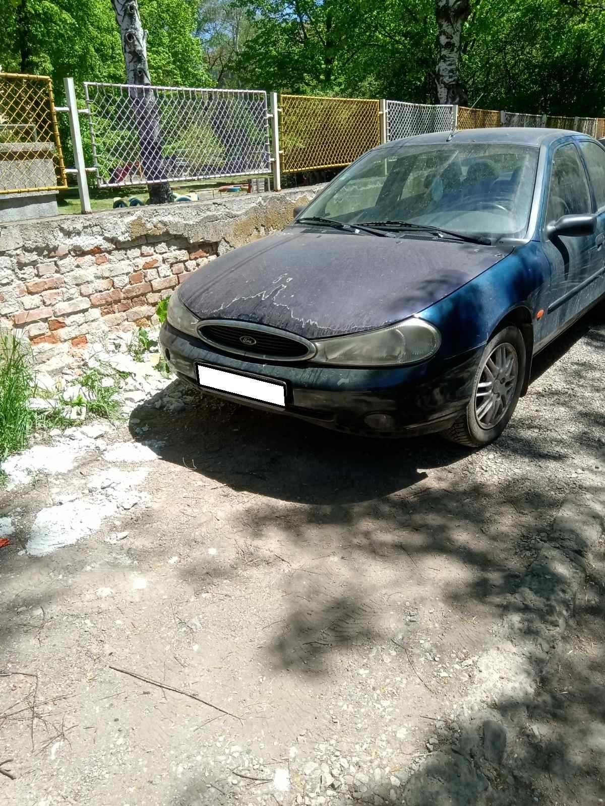 Продавам Форд Мондео Ford Mondeo