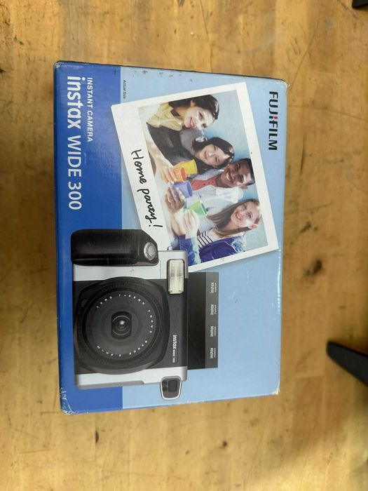 aparat foto instant nou la cutie fujifilm instax wide 300