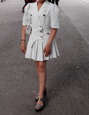 Костьюм юбка корейский