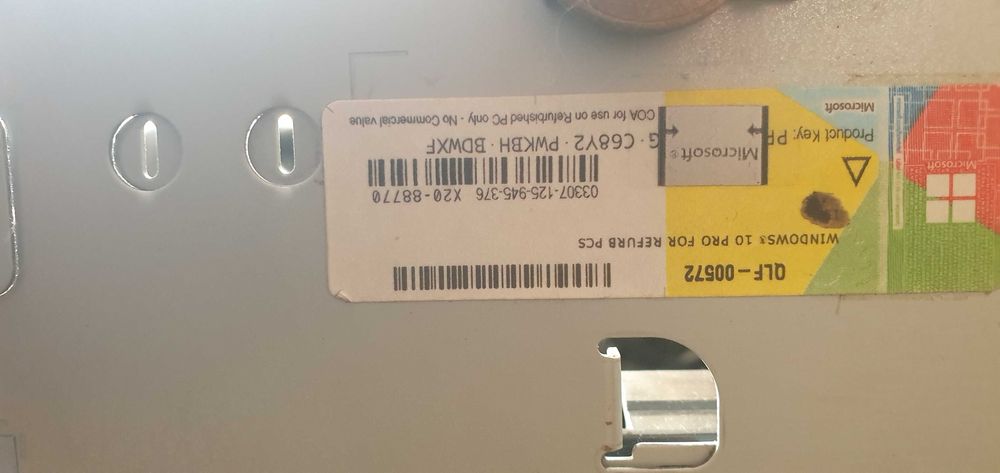 Продавам Lenovo ThinkStation D20 K1
