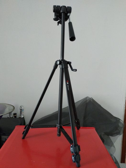 Штатив для камеры