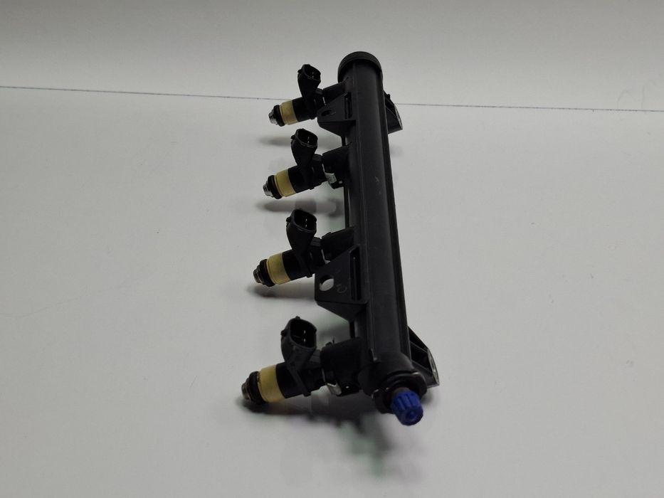 Rampa cu  injectoare SKODA FABIA 6Y2 1999 - 20081.4 16V AUA, BBY, BKY