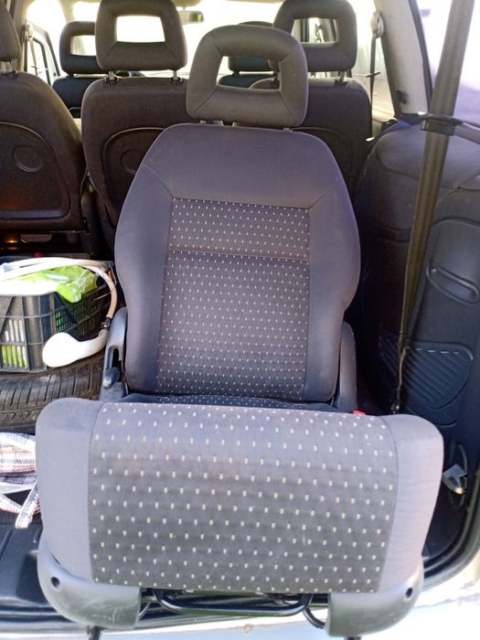 Седалки за Форд Галакси задни
