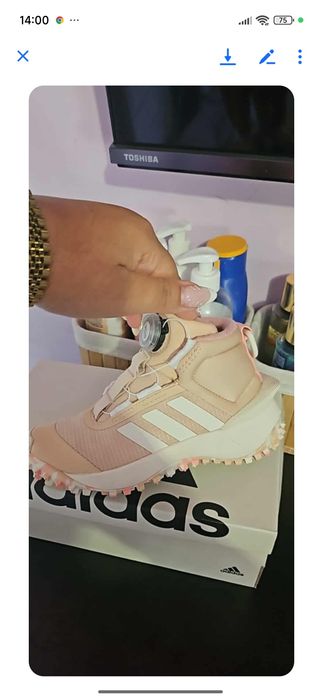 Маратонки nike air max и adidas fortatril