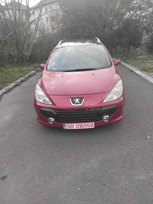 Se vinde peugeot 307sw cu 7 locuri