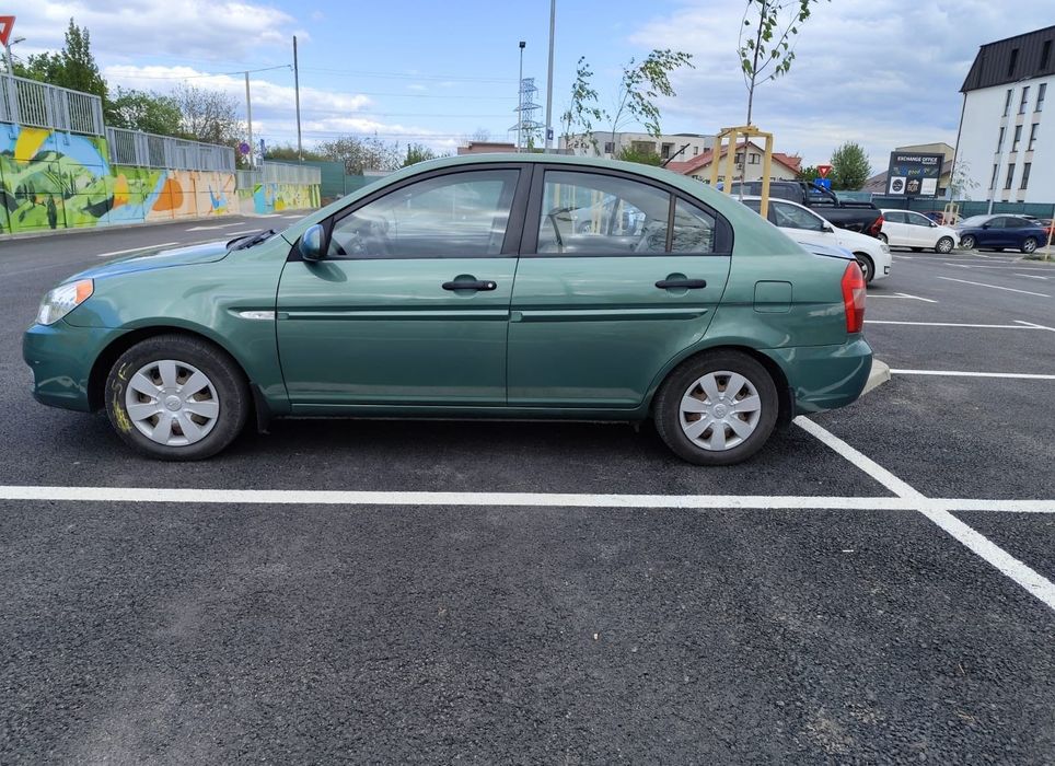 Hyundai Accent 1,4 benzină + GPL, butelia mai este valabila 9 ani, CP