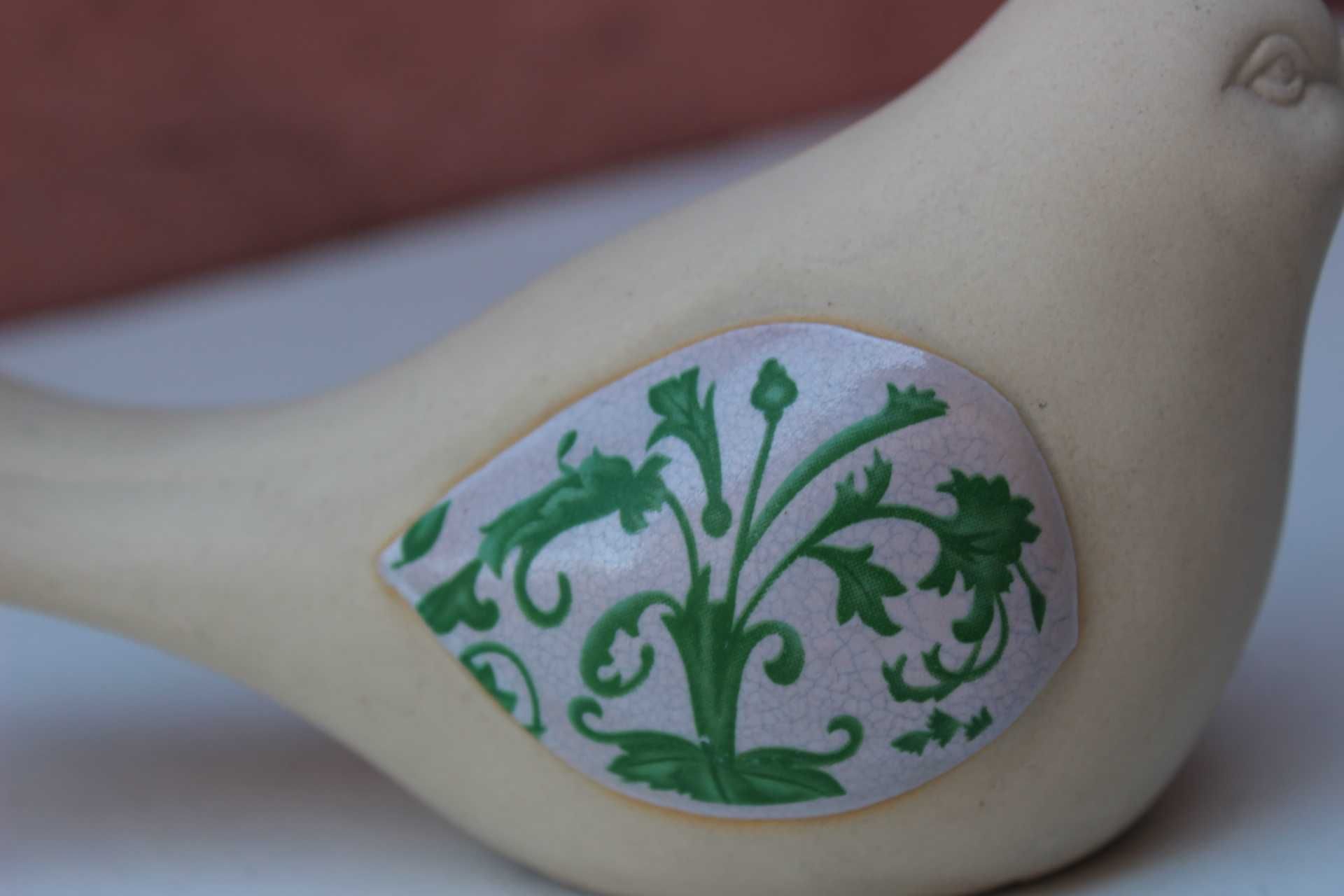Figurina ceramica Pasare, ceramica biscuit, Rosa Ljung - Suedia