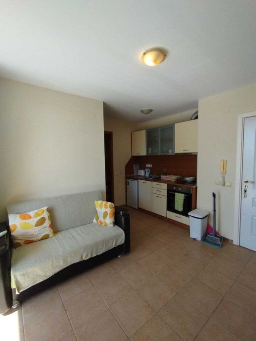 Продава се Тристаен апартамент в к.к. Слънчев бряг - 65 кв.м за 1154 €/кв.м - Снимка #1