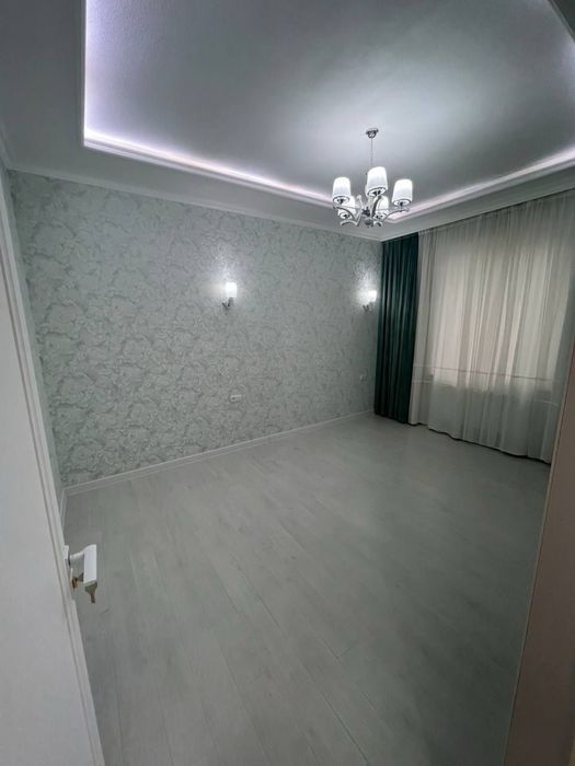 Kokcha kvartira sotiladi srochno