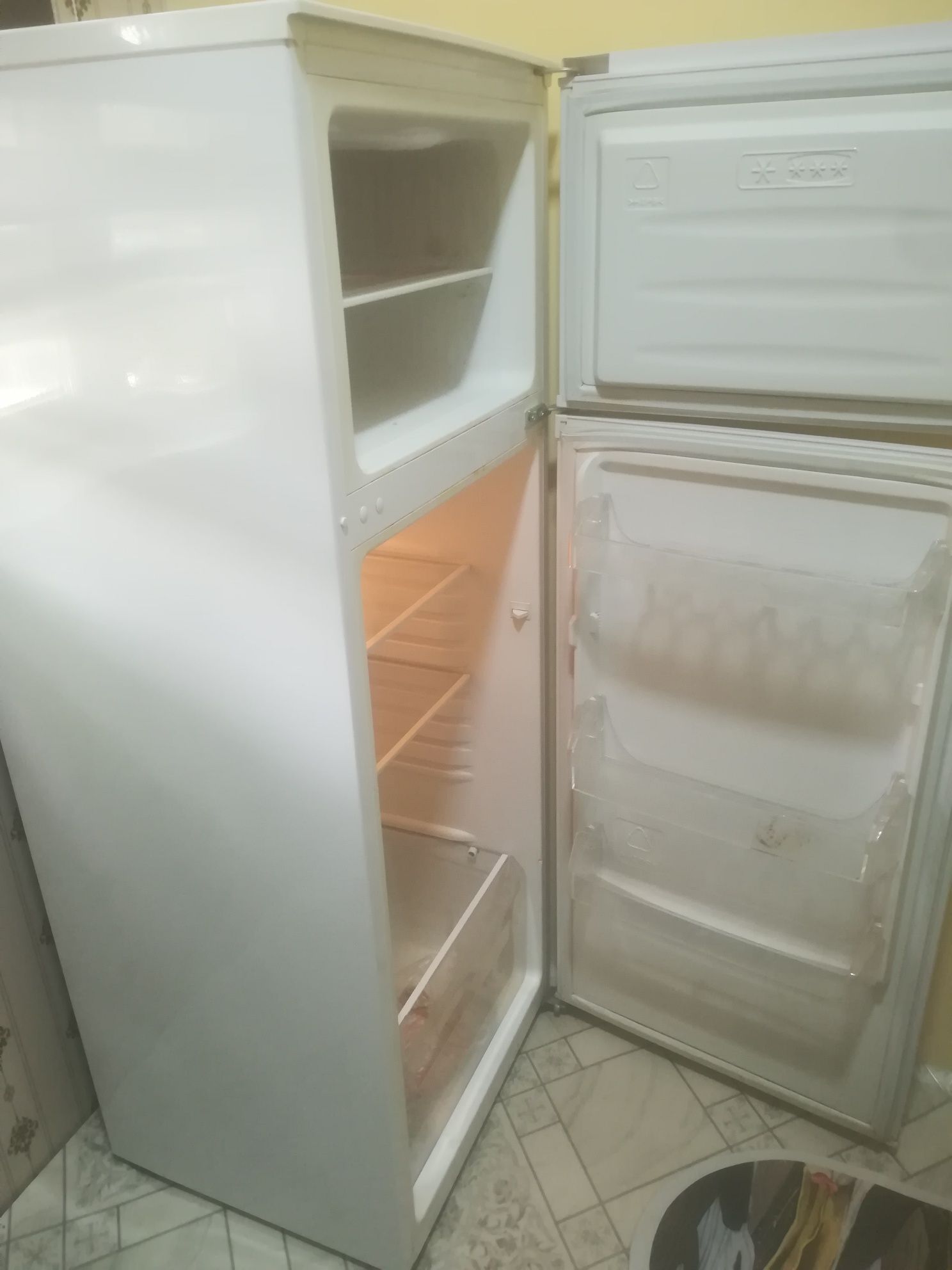 Холодильник Roison WG