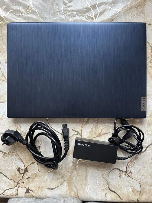 Laptop Lenovo IdeaPad 3 15ADA05, 15,6inchi ,AMD Athlon, 4GB, 512Gb SSD