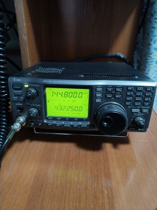 Продам Icom 910H