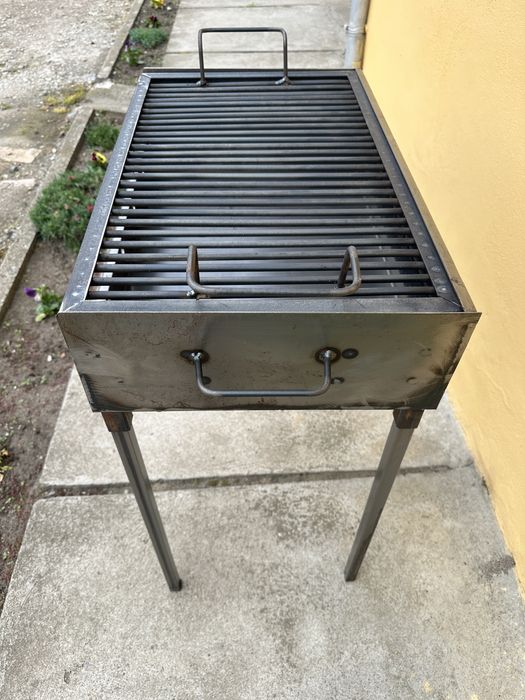 Gratar 60/40 sau pe 2 niveluri