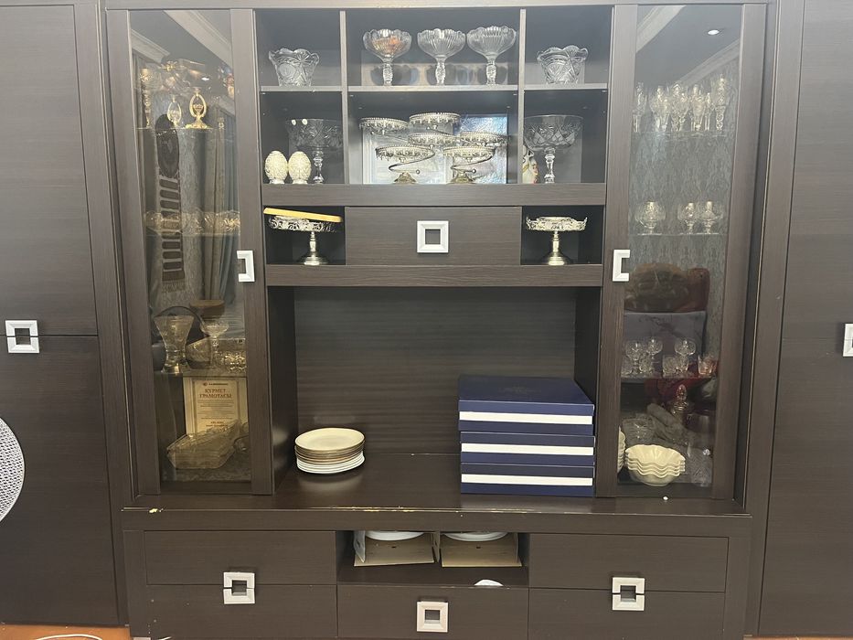 Стенка в зал