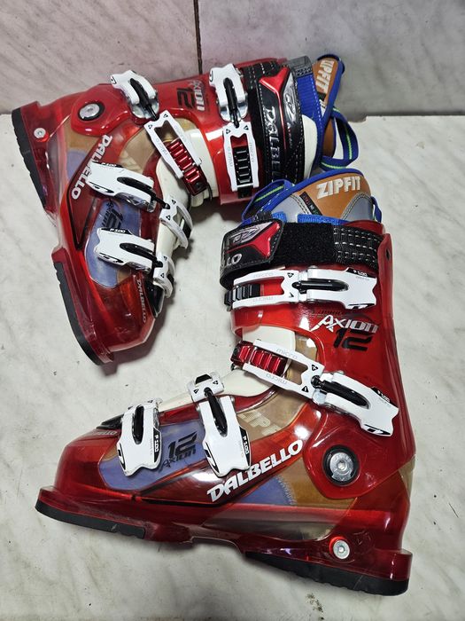 Clapari ski schi  Dalbello  mondo  25,5 corespunde mărimii 39