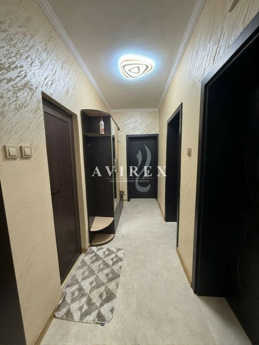 Тристаен апартамент под наем - кв. Христо Смирненски