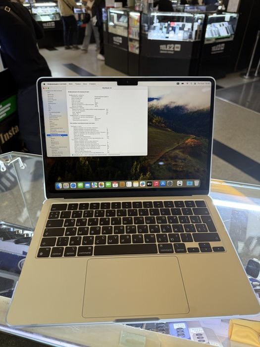 MacBook M3 16/256 100%