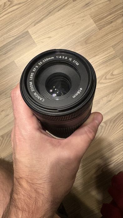 Obiectiv EF-S Canon 55-250 1:4-5.6 IS STM