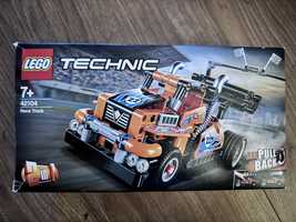LEGO Technic - Camion de curse 42104, 227 piese