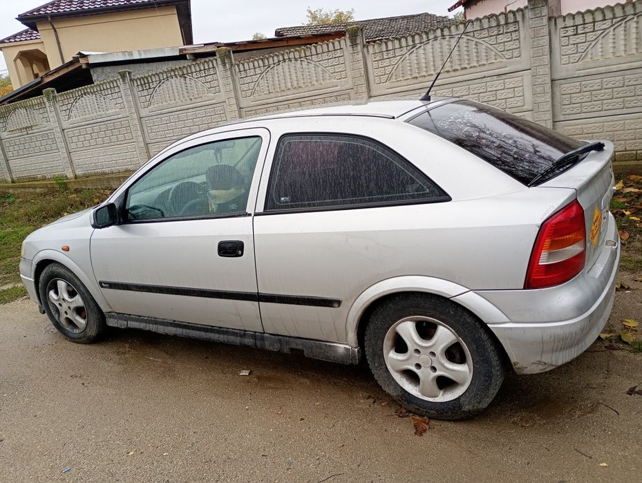 Vând Opel Astra g 1,6 16 valve
