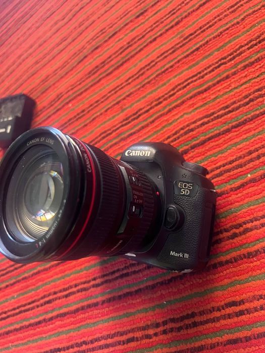 Canon 5D Mark ||| sifat va holati kafolatlanadi Ishonch eng muhumi