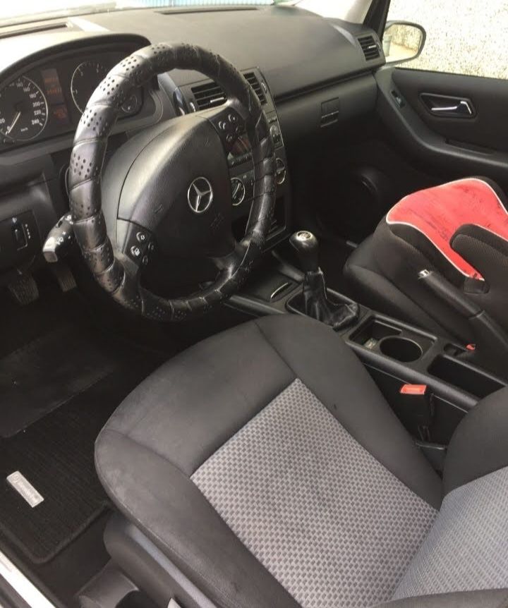 Продавам А класа 169 180 cdi