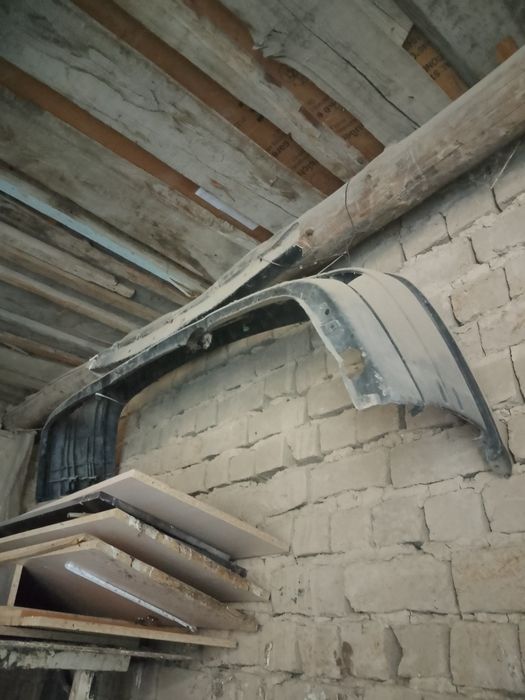 Продам бампер на Опель вектру