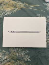 Продам apple macbook air m1 silver a2337.