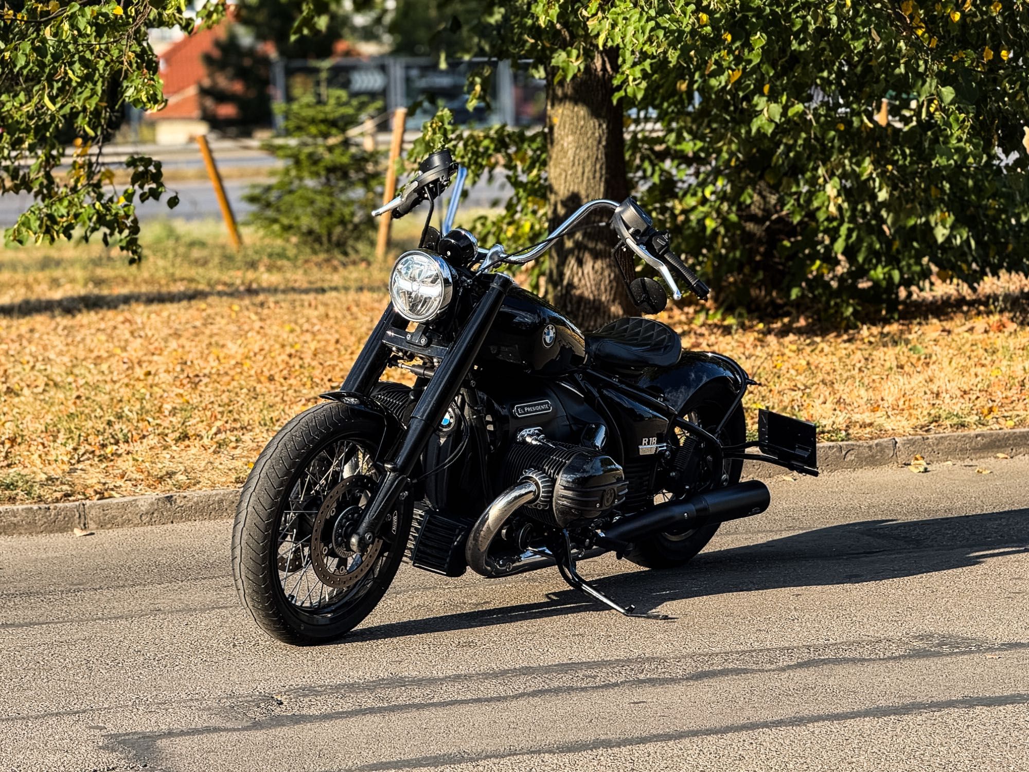Спешно! BMW R18 Bobber