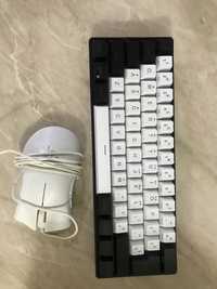 Vând tastatura și mouse