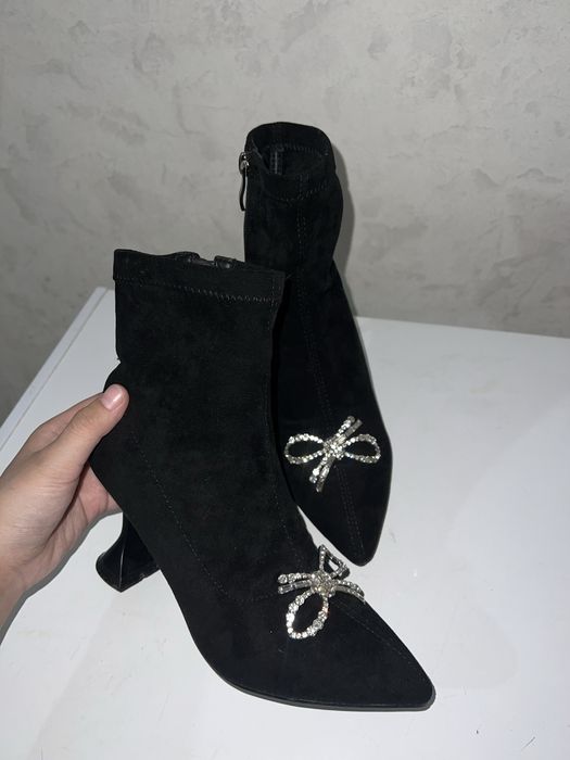 Сапоги с каблуком