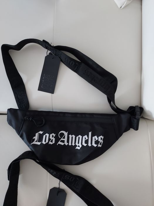 vând borsete  barbatesti, un produs  de calitate,un  produs de import.