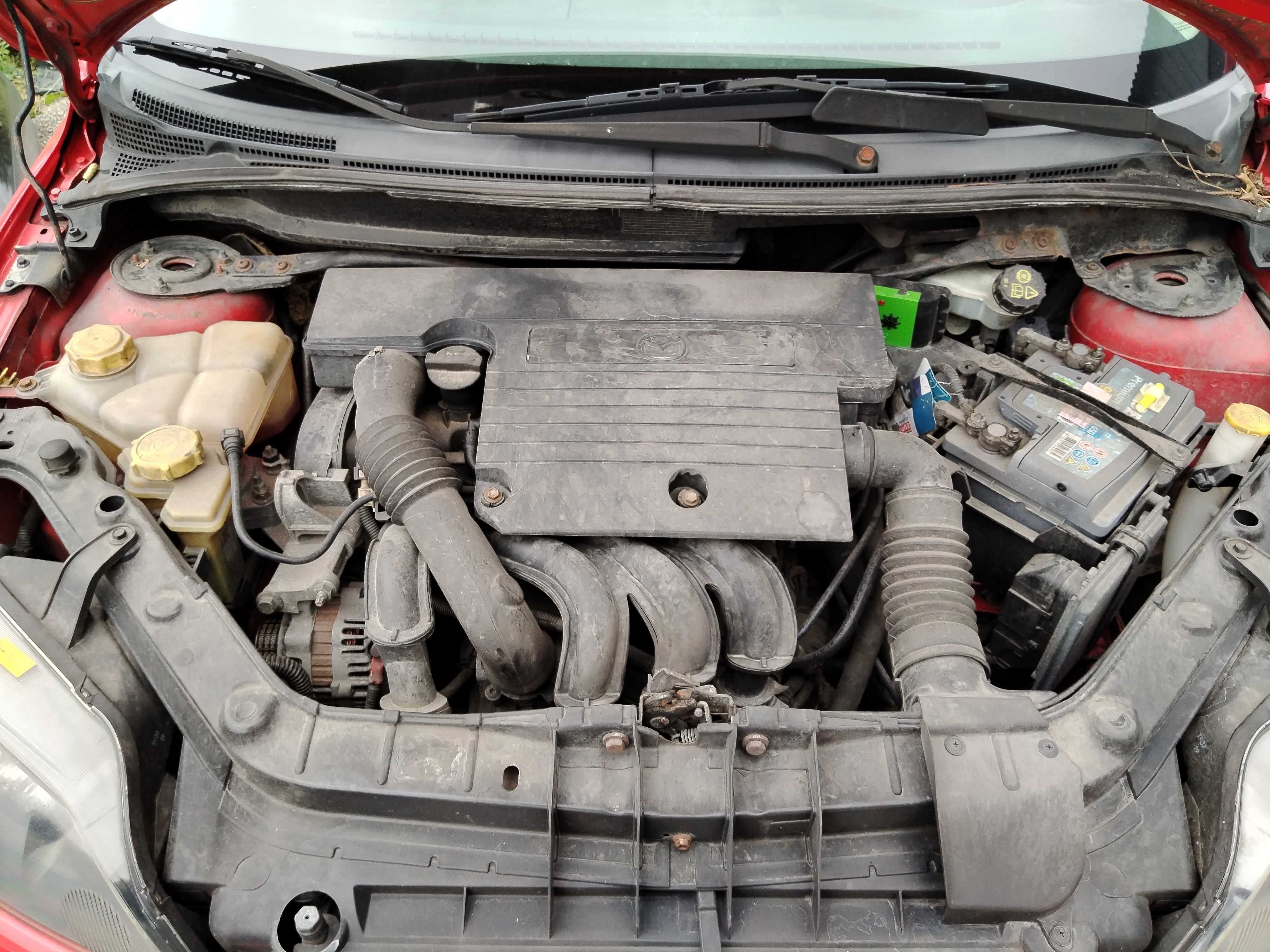 Mazda 2 1.25i facelift 2005г. на части