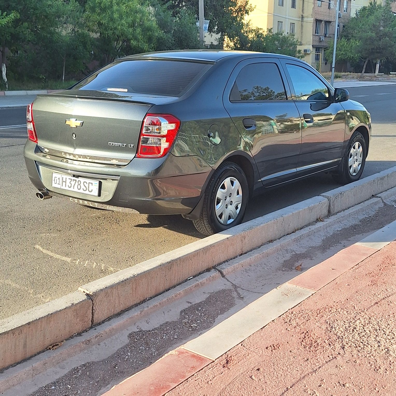 Cobalt srochni sotiladi