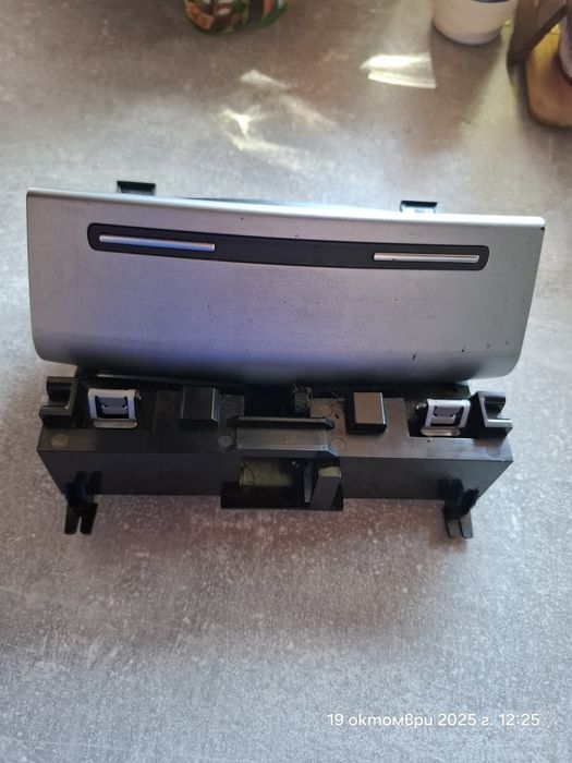 Пепелник за АУДИ А3 8П