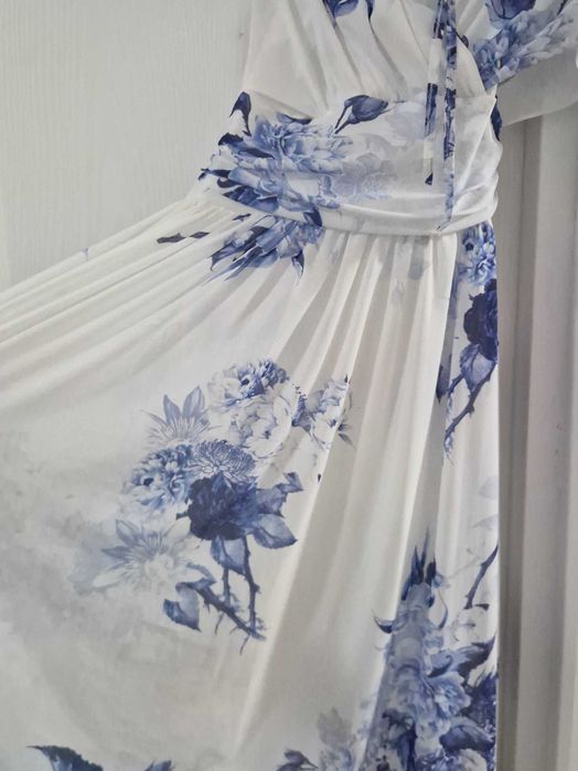 Vand Rochie eleganta