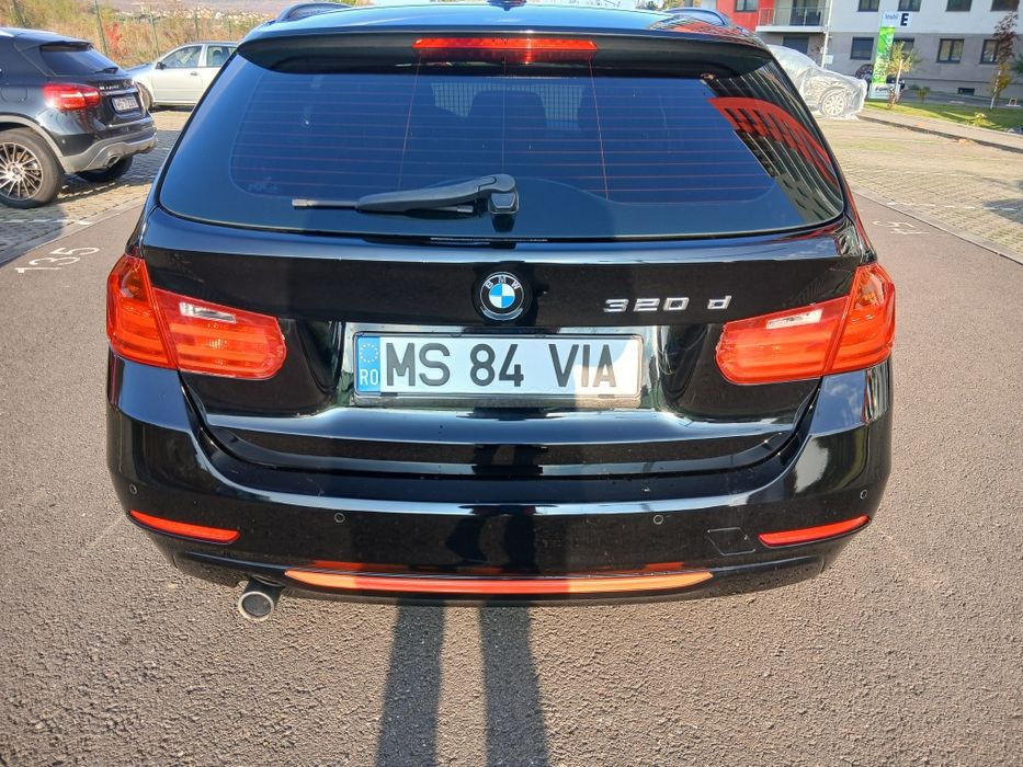 Vând BMW 320 F31