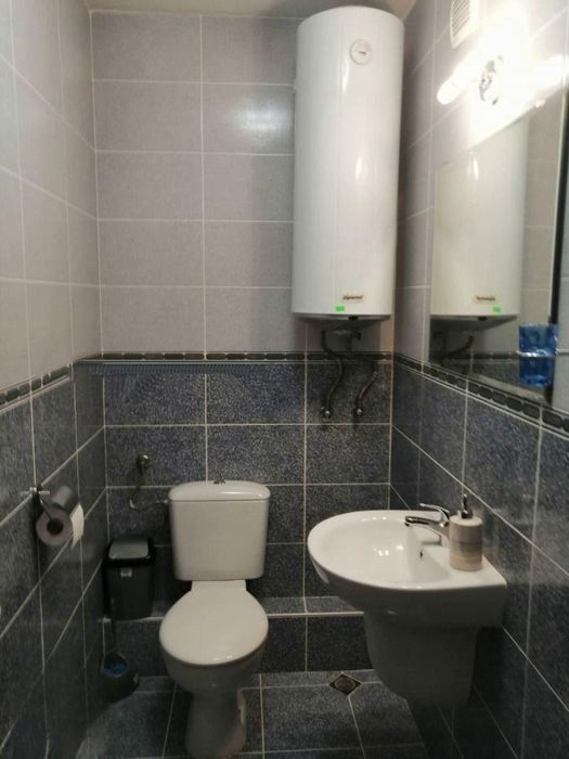 Тристаен апартамент в центъра на София.