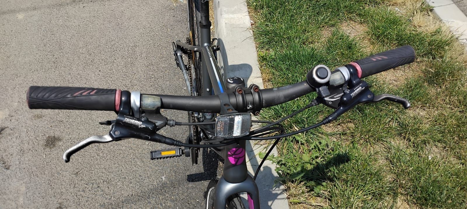 Bicicleta roti 28" gravel
