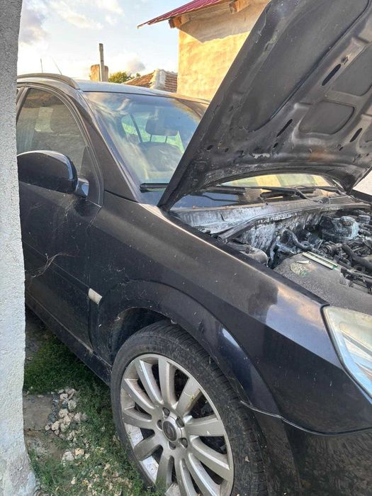 Vand sau dezmembrez Masina Opel Signum 1.9 TDI (2006)