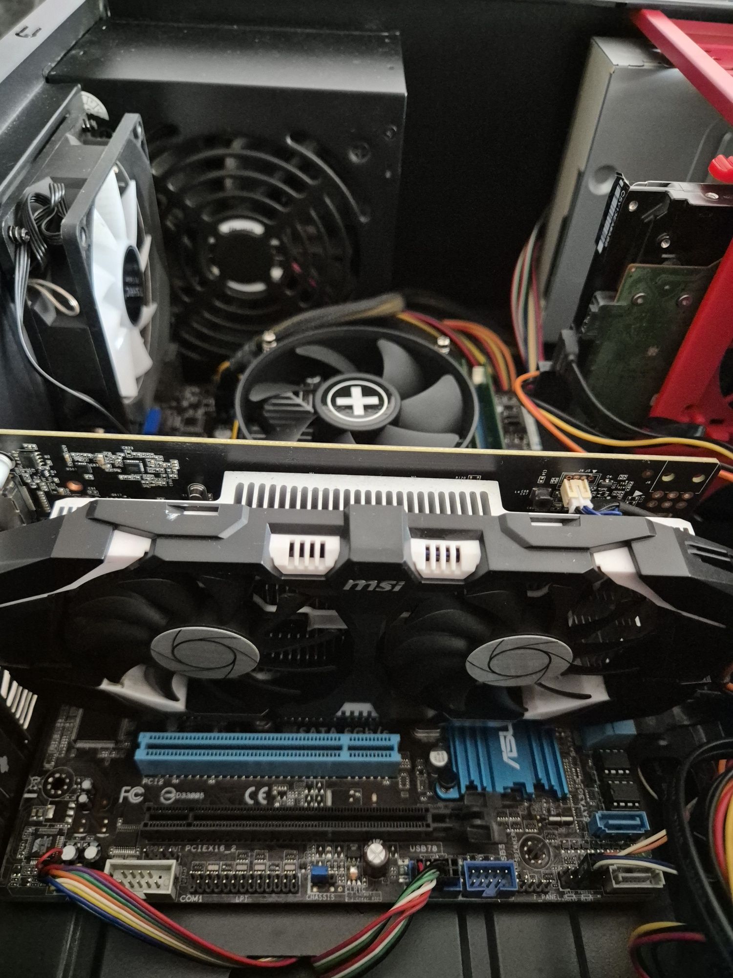 Настолен компютър i7 16gb gtx 1050ti